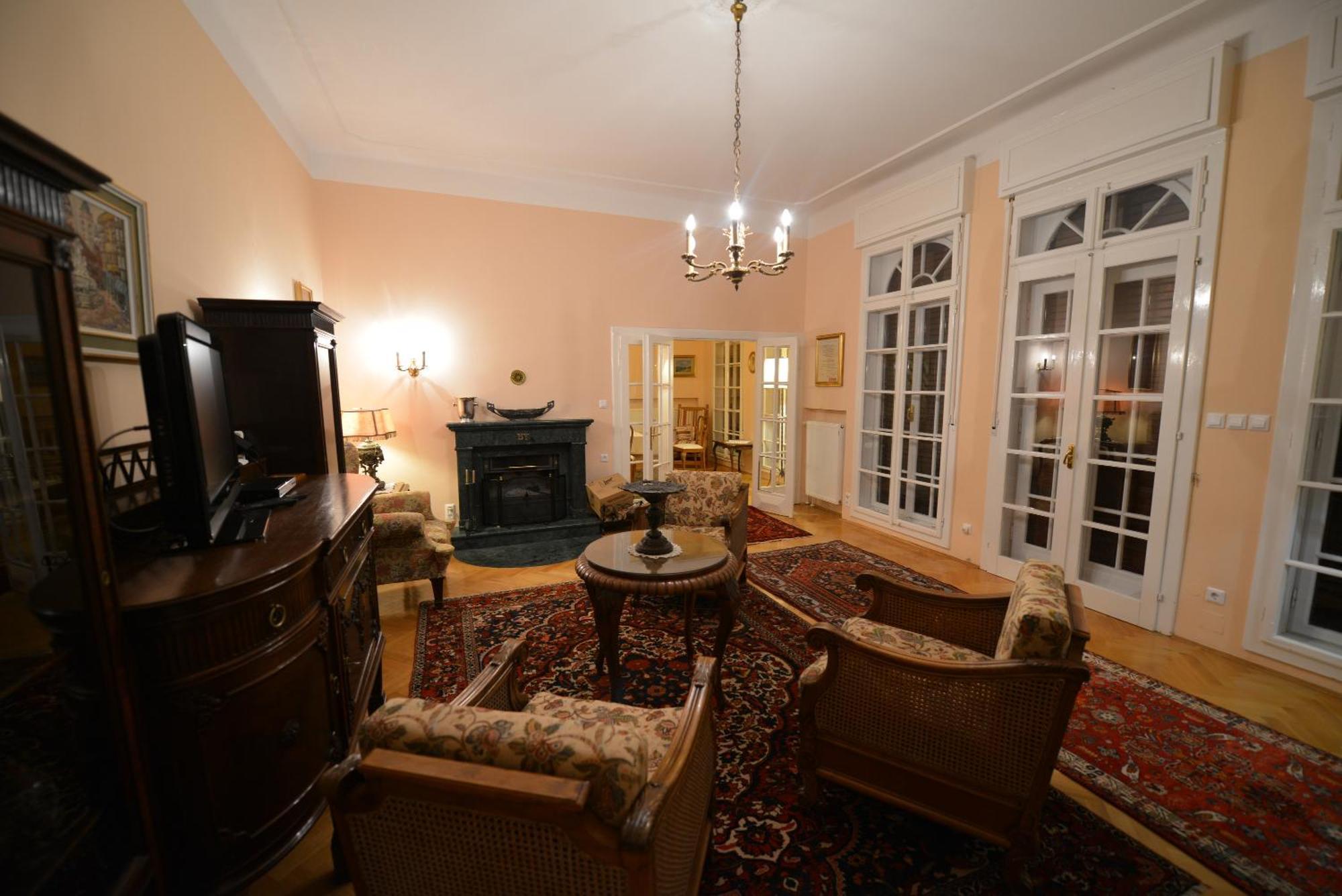 Villa Elasan Μπλεντ Εξωτερικό φωτογραφία